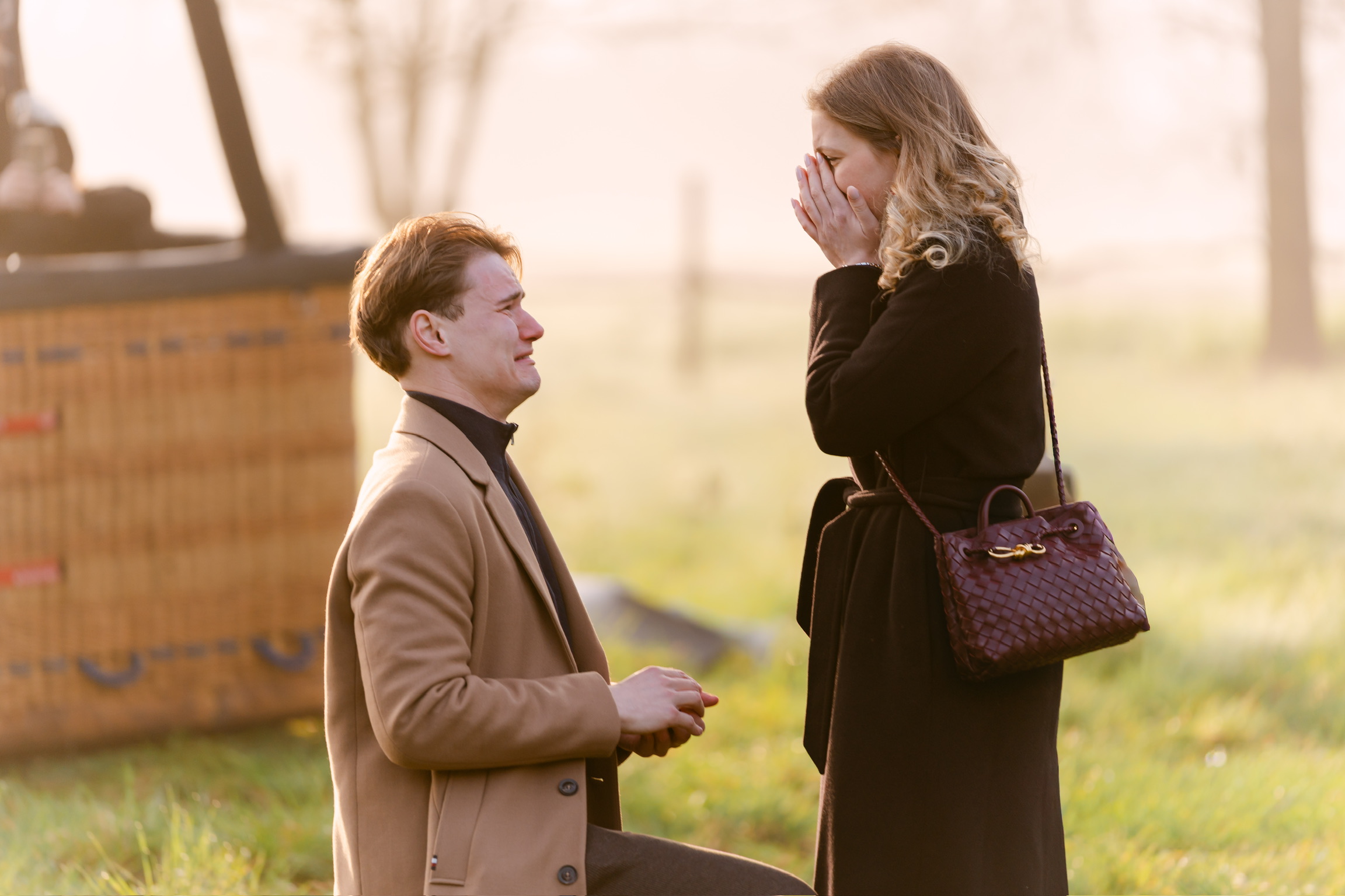 Artur and Carolina during their proposal
